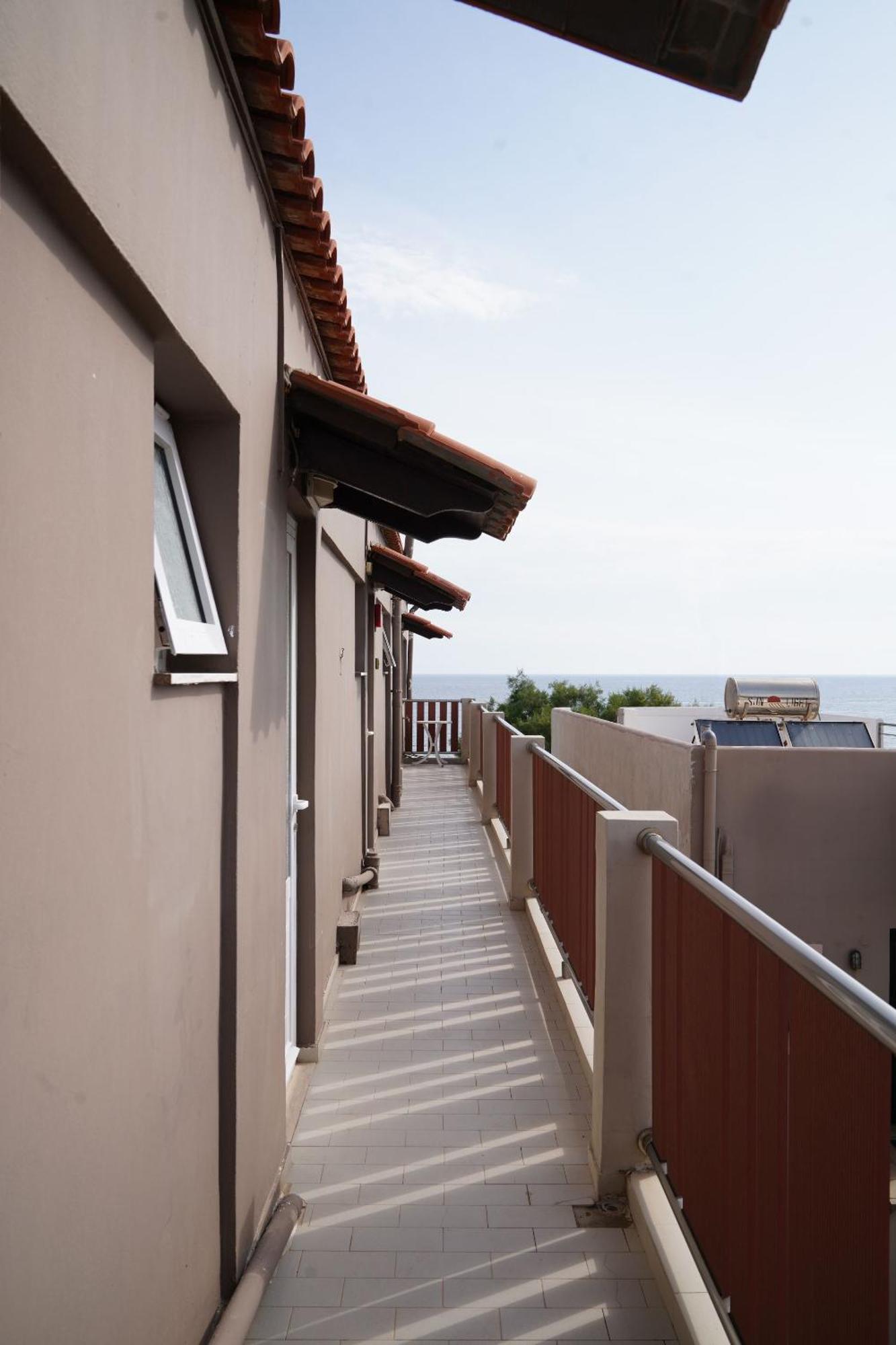Cozy Corner Vs Beachfront Stalós Exterior foto